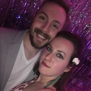 Meet your Posher, Cara